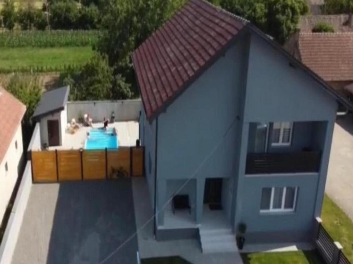 Holiday Home Thesaurum Karanac Zewnętrze zdjęcie